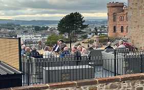 Redcliffe Hotel
